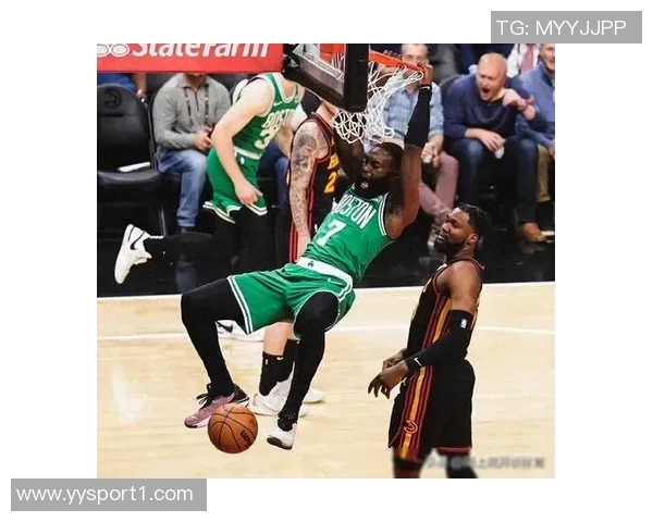 穆雷轻伤不下火线再创佳绩单场52分展现超强实力